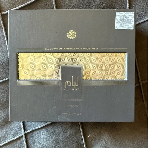 Lattafa Liam Gray Eau de Parfum (Inspired by BDK Gris Charnel) - Picture 3 of 6